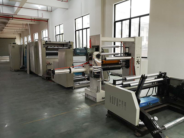 勝昌卷料燙金機(jī)成品率高，應(yīng)用范圍廣